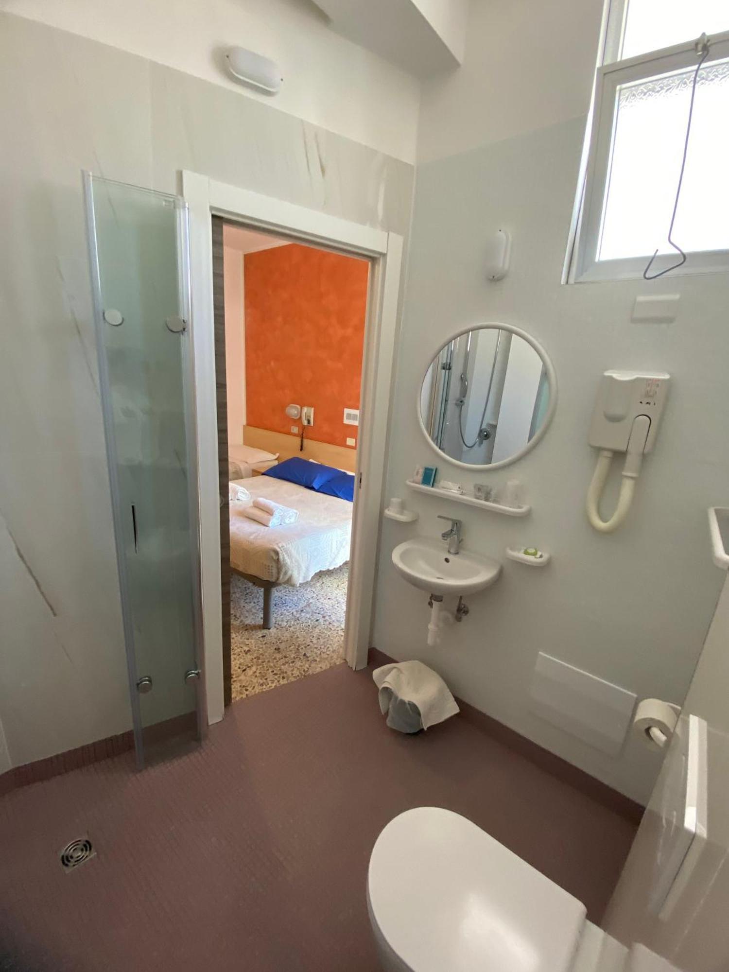 Hotel Loretta Rimini Eksteriør bilde