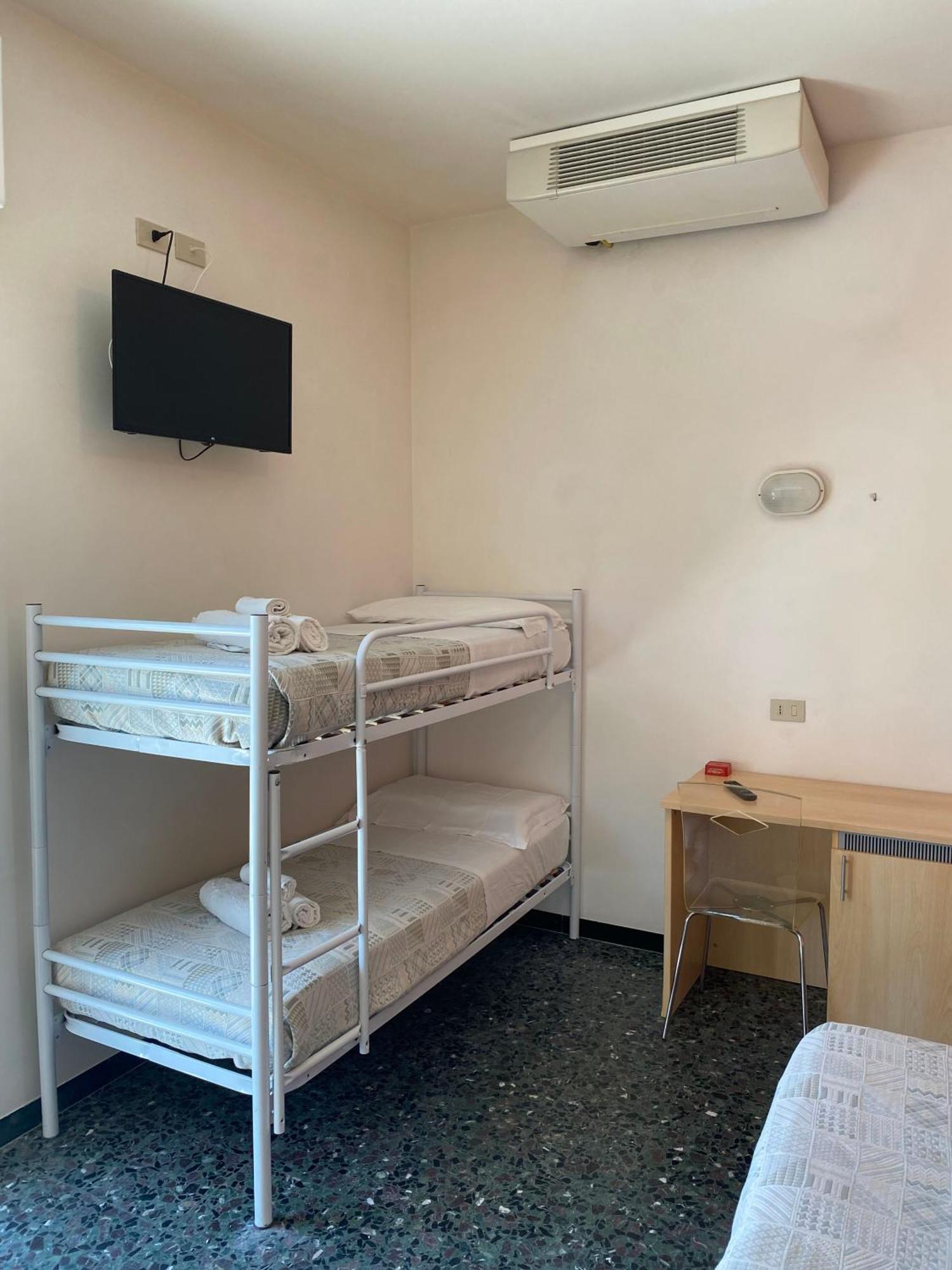 Hotel Loretta Rimini Eksteriør bilde