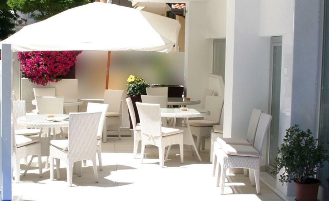 Hotel Loretta Rimini Eksteriør bilde