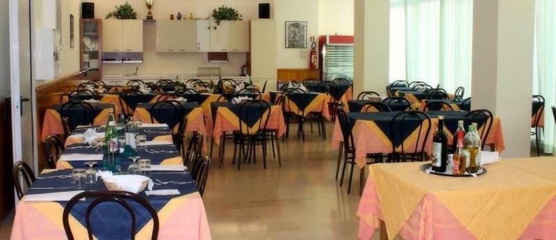 Hotel Loretta Rimini Eksteriør bilde